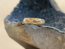 Load image into Gallery viewer, Hōkime Gents 10kt Yellow Gold Comfort Fit Band