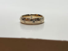 Load image into Gallery viewer, Hōkime Gents 10kt Yellow Gold Comfort Fit Band