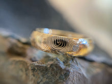 Load image into Gallery viewer, Hōkime Gents 10kt Yellow Gold Comfort Fit Band
