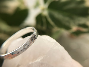 *MADE TO ORDER* Hammered Sterling Silver 2mm Band Midi-Ring